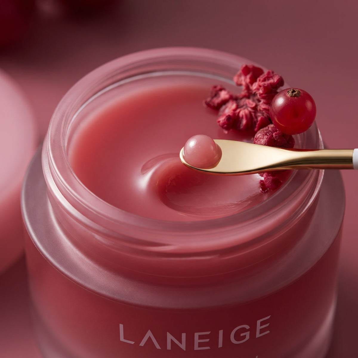 LANEIGE Lip Sleeping Mask: Nourish & Hydrate with Vitamin C, Antioxidants – Berry