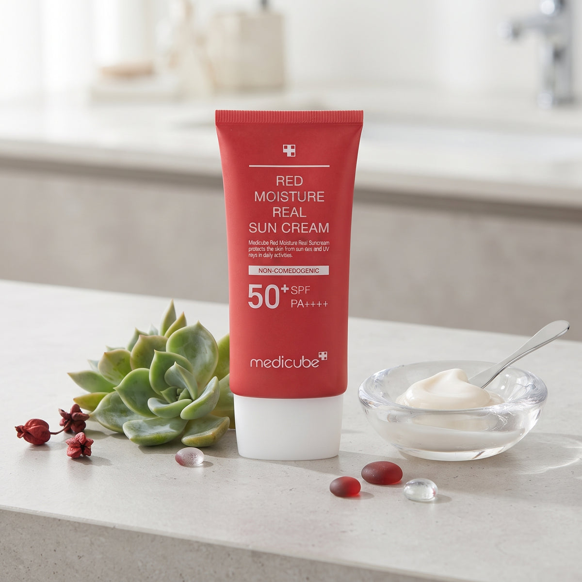 Medicube Red Moisture Real Sun Cream SPF 50+ PA++++ – image 2