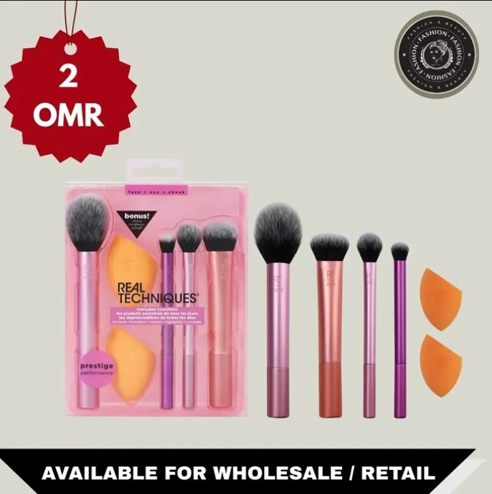 Real Techniques Everyday Essentials makeup brush set – authentic in Oman