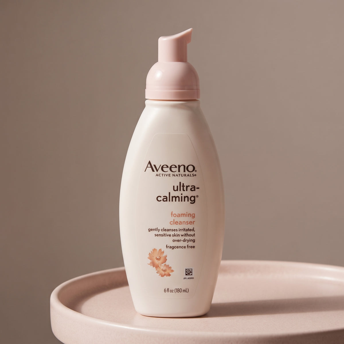 Aveeno Ultra-Calming Foaming Cleanser – image 5