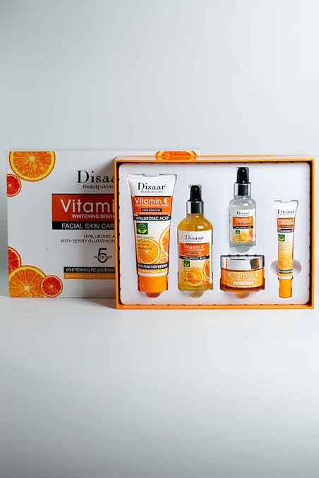 Disaar Vitamin C Whitening Brightening Facial Set – authentic skincare in Oman