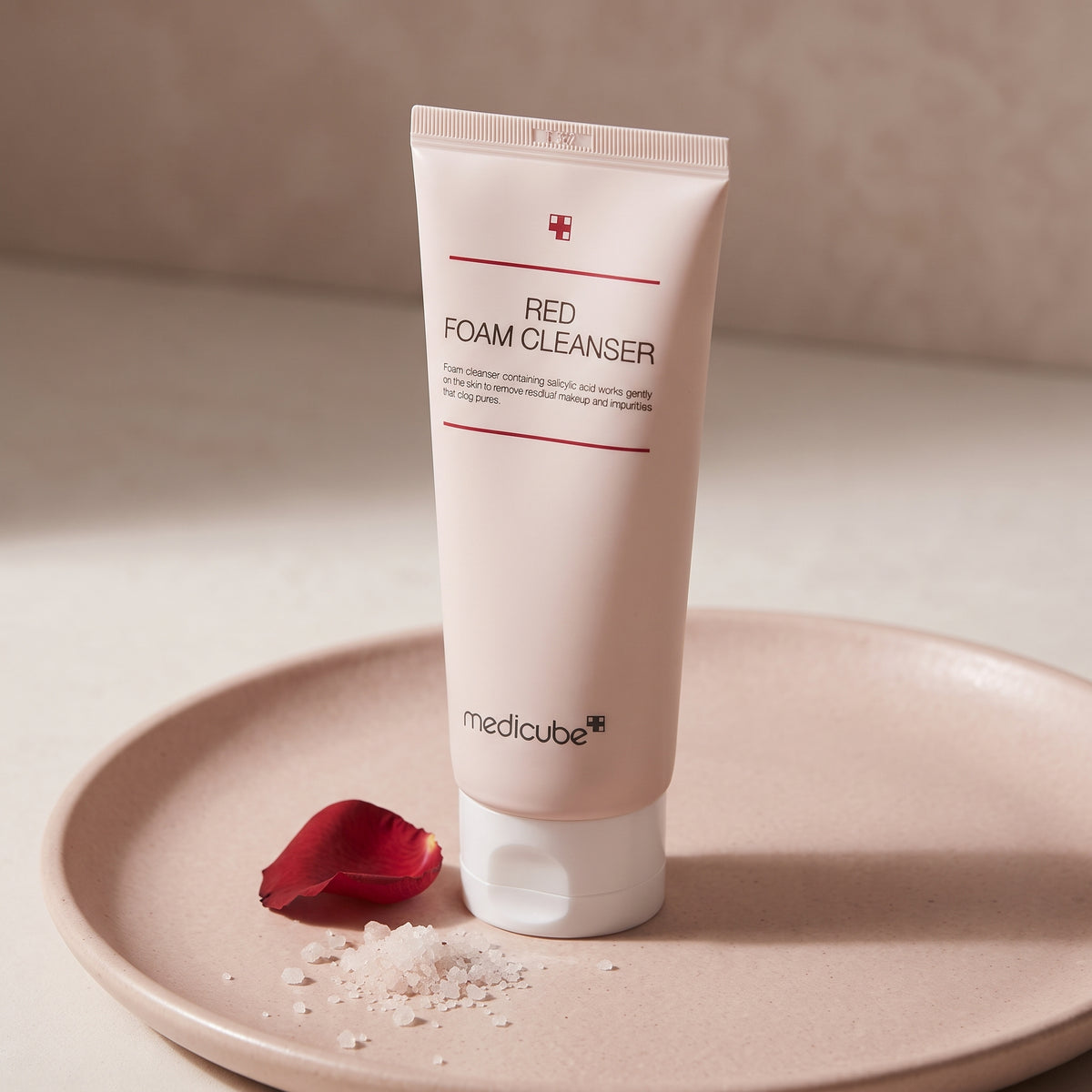 Medicube Red Foam Cleanser – image 2