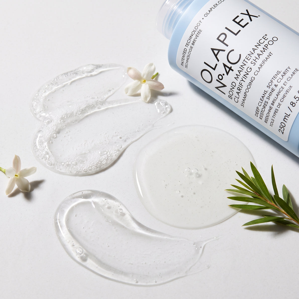 Olaplex No.4C Clarifying Shampoo – image 4